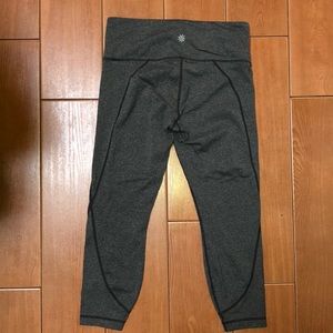 Athleta Women’s Crop Gray Petite Medium.